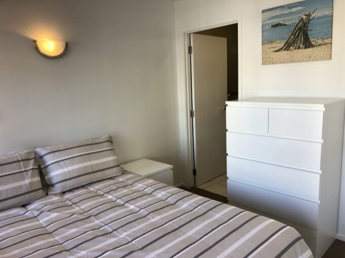 EK Property - Ensuite Bedroom