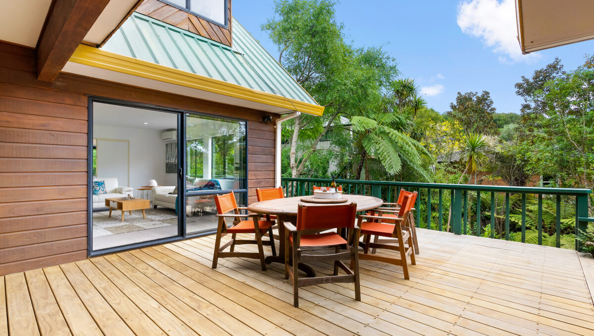 Deck